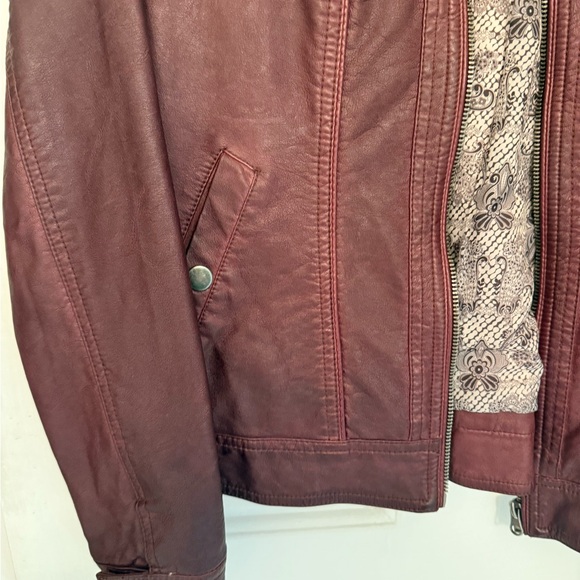Maurice’s Maroon Lightweight Moto Jacket - Picture 3 of 8